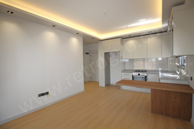 Yeni Mah. Mezitli Satılık Daire |  1+1 Oda | 65M2 3.500.000Tl  Krediye Uygun  | 1. Kat | Doğalgaz(Kombi) | 1 Banyo | 1 Yatak Odası Resim-4