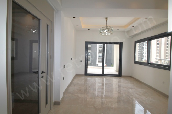 Akdeniz Mah. Mezitli Satılık Daire |  2+1 Oda | 110M2 5.500.000Tl  Krediye Uygun  | 1. Kat | Doğalgaz(Kombi) | 2 Banyo | 2 Yatak Odası Resim-5
