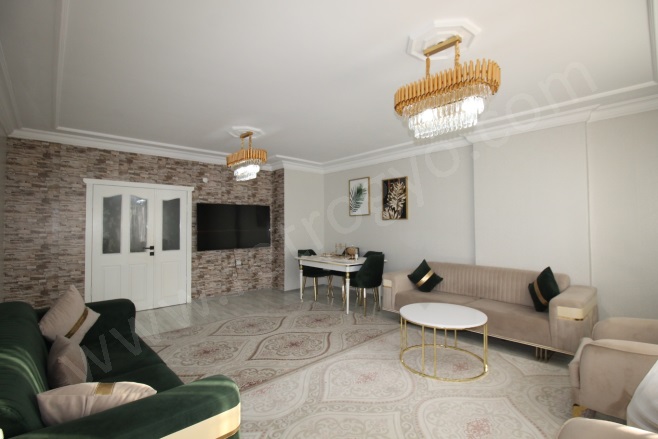 Batıkent Mah. Yenişehir Satılık Daire |  4+1 Oda | 230M2 6.000.000Tl Eşyalı  | 2. Kat | Doğalgaz(Kombi) | 2 Banyo | 4 Yatak Odası Resim-2