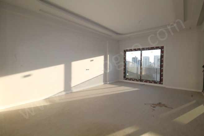 Retrodan Mezitlinin Gelişen Bölgesinde Yerinizi Ayırdığımız Lüks 4+1 Satılık Daire Merkez Mah