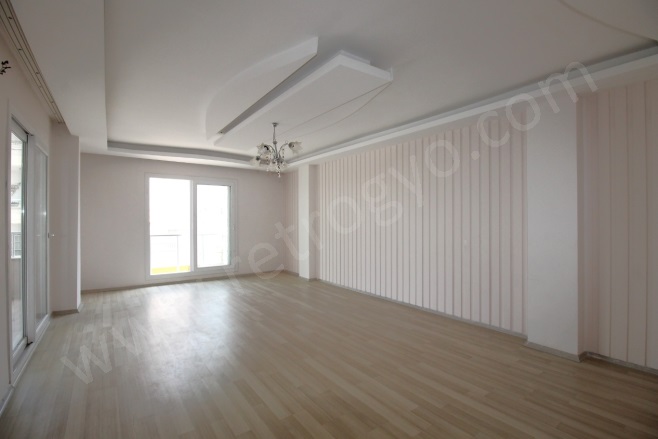 Batıkent Mah. Yenişehir Kiralık Daire |  4+1 Oda | 250M2 Aylık 30.000Tl | 1. Kat | Doğalgaz(Kombi) | 2 Banyo | 4 Yatak Odası Resim-1