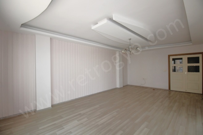 Batıkent Mah. Yenişehir Kiralık Daire |  4+1 Oda | 250M2 Aylık 30.000Tl | 1. Kat | Doğalgaz(Kombi) | 2 Banyo | 4 Yatak Odası Resim-2