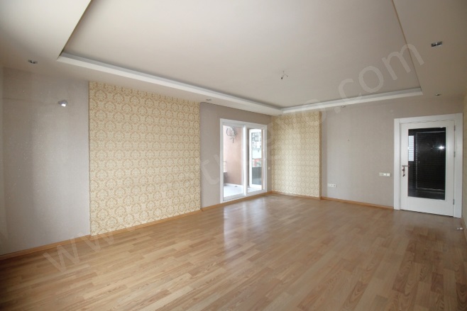 Batıkent Mah. Yenişehir Kiralık Daire |  3+1 Oda | 190M2 Aylık 36.000Tl  Krediye Uygun  | 3. Kat | Doğalgaz(Kombi) | 2 Banyo | 3 Yatak Odası Resim-1