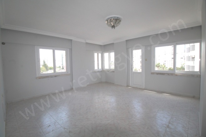 Menteş Mah. Yenişehir Satılık Daire |  3+1 Oda | 180M2 4.650.000Tl  Krediye Uygun  Eşyalı  | 3. Kat | Klima | 1 Banyo | 3 Yatak Odası Resim-2