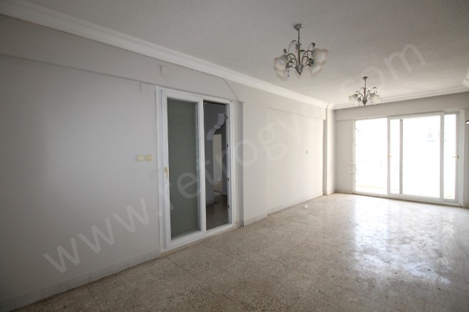 Pirireis Mah. Yenişehir Satılık Daire |  3+1 Oda | 165M2 2.400.000Tl  Krediye Uygun  | 5. Kat | Klima | 1 Banyo | 3 Yatak Odası Resim-1