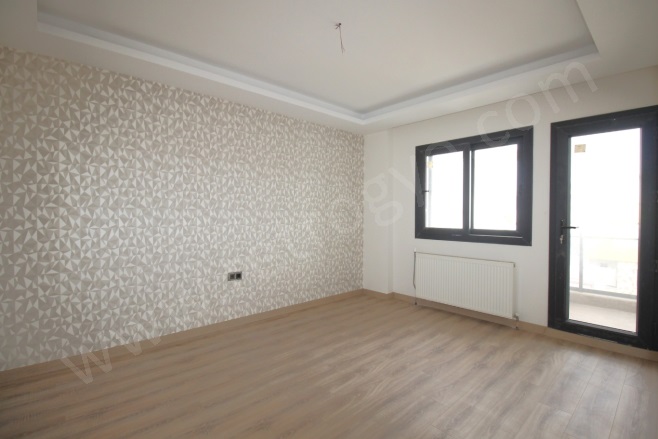 Fuatmorel Mah. Yenişehir Satılık Villa |  3+1 Oda | 180M2 14.000.000Tl  Krediye Uygun  | Villa Ve Müstakil | Doğalgaz(Kombi) | 2 Banyo | 3 Yatak Odası Resim-3