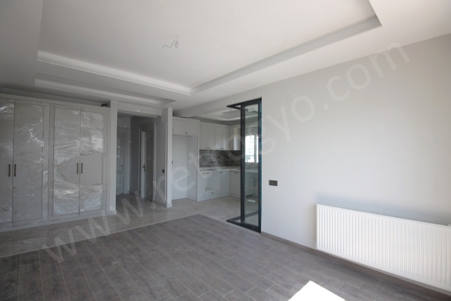 Akdeniz Mah. Mezitli Satılık Daire |  2+1 Oda | 120M2 4.500.000Tl  Krediye Uygun  | 7. Kat | Doğalgaz(Kombi) | 2 Banyo | 2 Yatak Odası Resim-2