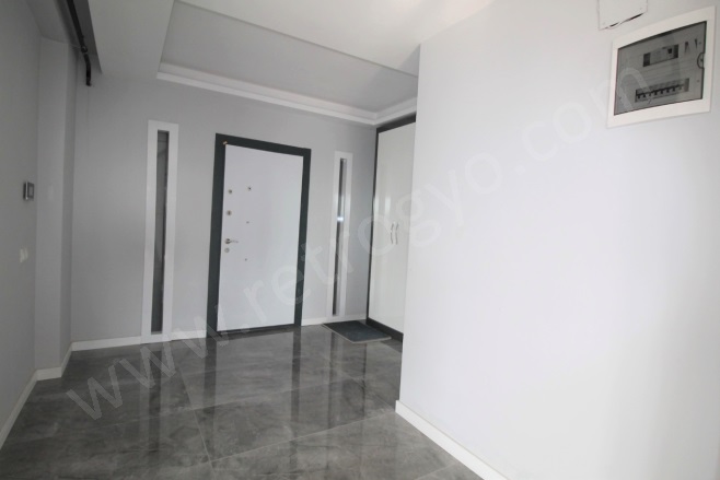 Deniz Mah. Mezitli Satılık Daire |  3+1 Oda | 170M2 4.700.000Tl  Krediye Uygun  | 10. Kat | Doğalgaz(Kombi) | 2 Banyo | 3 Yatak Odası Resim-2