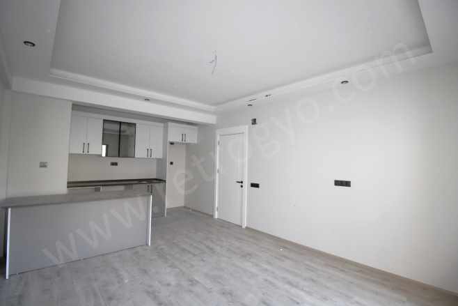 Retrodan Kaliteli işçiliğin Şık Tasarımıyla Birleştiği 2+1 Satılık Daire Yenişehir Gazi Mah