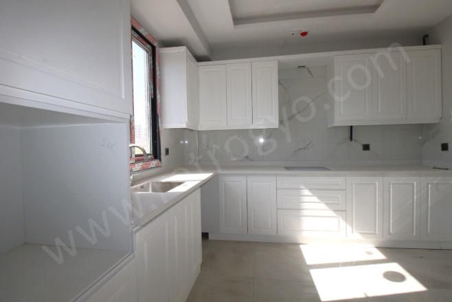 Merkez Mah. Mezitli Satılık Daire |  2+1 Oda | 125M2 4.800.000Tl  Krediye Uygun  | 1. Kat | Doğalgaz(Kombi) | 2 Banyo | 3 Yatak Odası Resim-2