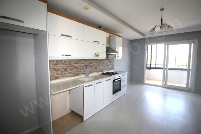 Çiftlikköy Mah. Yenişehir Satılık Daire |  2+1 Oda | 95M2 3.300.000Tl  Krediye Uygun  | 3. Kat | Doğalgaz(Kombi) | 1 Banyo | 2 Yatak Odası Resim-3