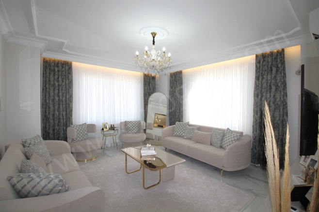 Davultepe Mah. Mezitli Satılık Daire |  3+1 Oda | 180M2 3.750.000Tl  Krediye Uygun  | 3. Kat | Doğalgaz(Kombi) | 2 Banyo | 3 Yatak Odası Resim-3