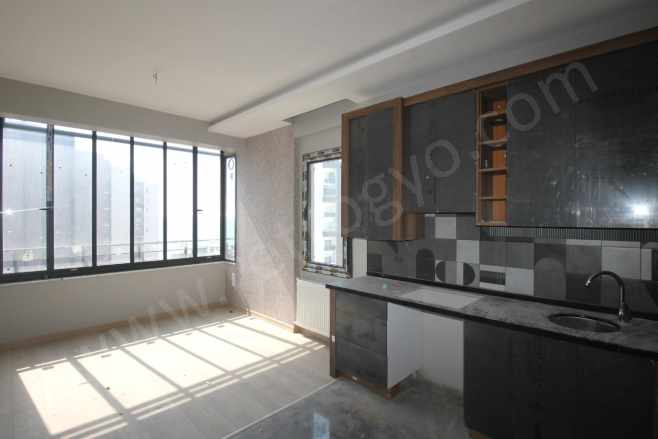 Retrodan Deniz Manzaralı Site içi Kartal Yuvası Kiralık Daire 1+1 Mezitli Tece Mah