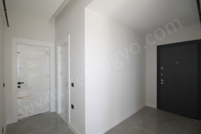 Çiftlikköy Mah. Yenişehir Kiralık Daire |  2.5+1 Oda | 90M2 Aylık 30.000Tl  Krediye Uygun  | 8. Kat | Doğalgaz(Kombi) | 2 Banyo | 2 Yatak Odası Resim-2