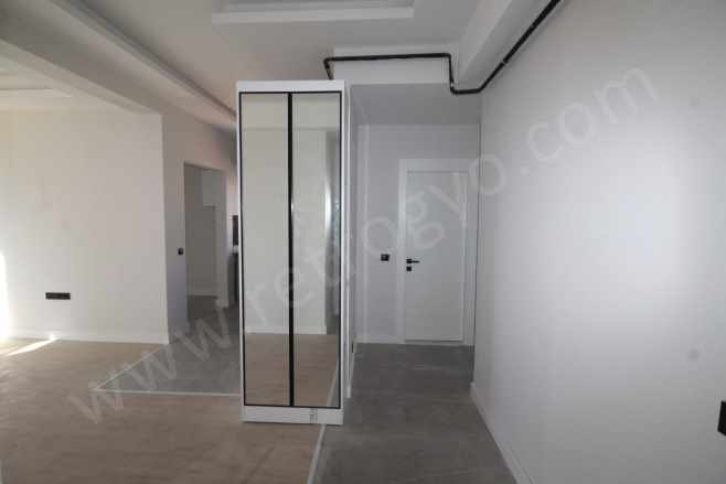 Retrodan Üniverside Cad Sıfır Binada Doğalgazlı 1 5+1 Kiralık Daire Yenişehir Çiftlikköy Mah