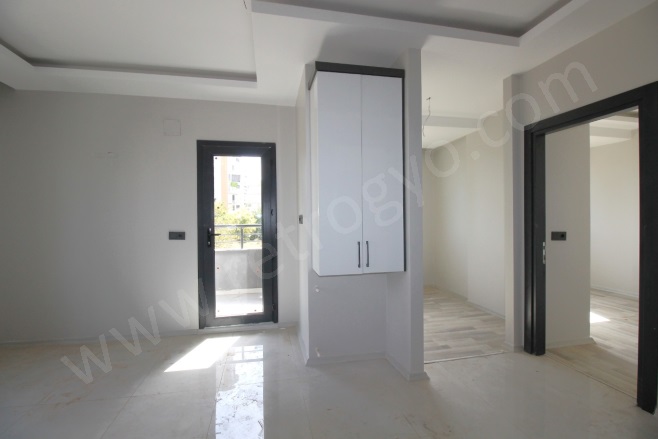 Çiftlikköy Mah. Yenişehir Satılık Daire |  2+1 Oda | 90M2 3.500.000Tl  Krediye Uygun  | 1. Kat | Doğalgaz(Kombi) | 1 Banyo | 2 Yatak Odası Resim-1