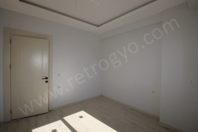 Eski Mezitli Mah. Mezitli Satılık Daire |  2+1 Oda | 110M2 3.600.000Tl  Krediye Uygun  | 1. Kat | Doğalgaz(Kombi) | 2 Banyo | 2 Yatak Odası Resim-4