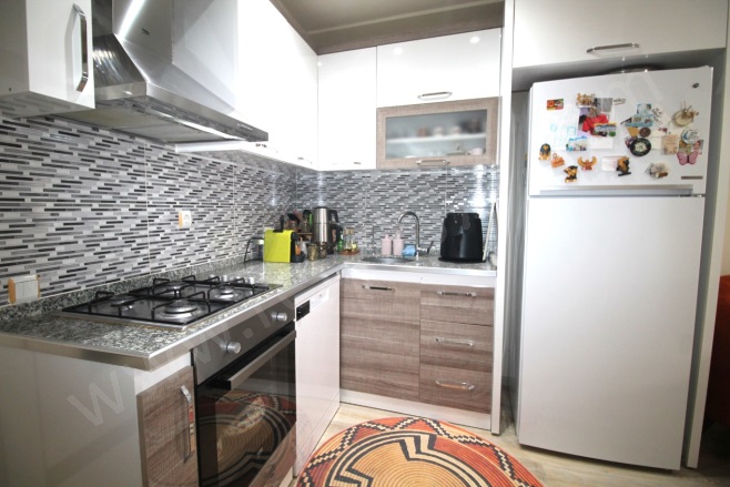 Sağlık Mah. Toroslar Satılık Daire |  2+1 Oda | 100M2 2.450.000Tl  Krediye Uygun  | 1. Kat | Klima | 1 Banyo | 2 Yatak Odası Resim-3