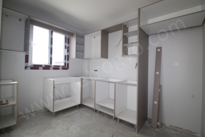 75.Yıl Mah. Mezitli Satılık Daire |  3+1 Oda | 150M2 5.250.000Tl  Krediye Uygun  | 5. Kat | Doğalgaz(Kombi) | 2 Banyo | 3 Yatak Odası Resim-4