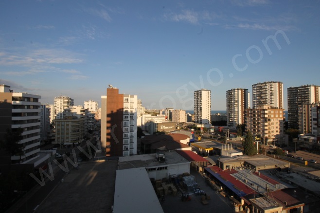 Atatürk Mah. Mezitli Satılık Daire |  3+1 Oda | 190M2 3.750.000Tl  Krediye Uygun  | 8. Kat | Klima | 1 Banyo | 3 Yatak Odası Resim-5