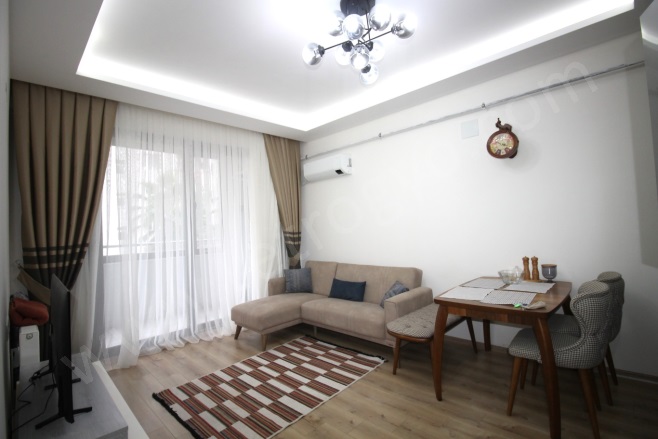 Tece Mah. Mezitli Satılık Daire |  1+1 Oda | 65M2 2.425.000Tl  Krediye Uygun  Eşyalı  | 1. Kat | Klima | 1 Banyo | 1 Yatak Odası Resim-3