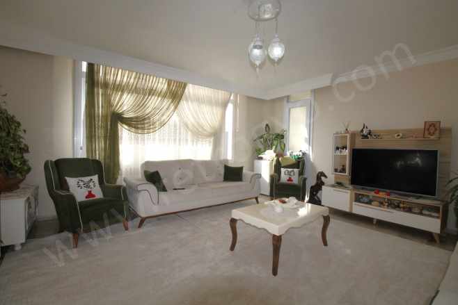 Retrodan Silifke Caddesi Üzerinde Geniş Asansörlü B Mutfak 3+1 Satılık Daire Yenişehir Pirireis Mah