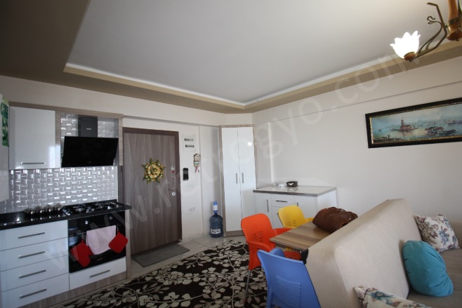 Deniz Mah. Mezitli Kiralık Daire |  1+1 Oda | 60M2 Aylık 18.000Tl Eşyalı  | 4. Kat | Klima | 1 Banyo | 1 Yatak Odası Resim-4