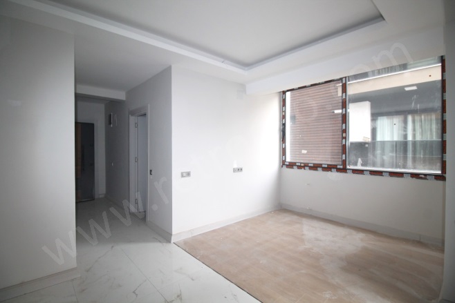 Gazi Mah. Yenişehir Satılık Daire |  1+1 Oda | 65M2 2.800.000Tl  Krediye Uygun  | 1. Kat | Doğalgaz(Kombi) | 2 Banyo | 1 Yatak Odası Resim-3