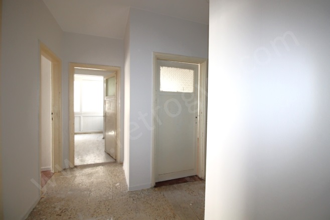 Pirireis Mah. Yenişehir Satılık Daire |  3+1 Oda | 170M2 2.600.000Tl  Krediye Uygun  | 3. Kat | Klima | 1 Banyo | 3 Yatak Odası Resim-1