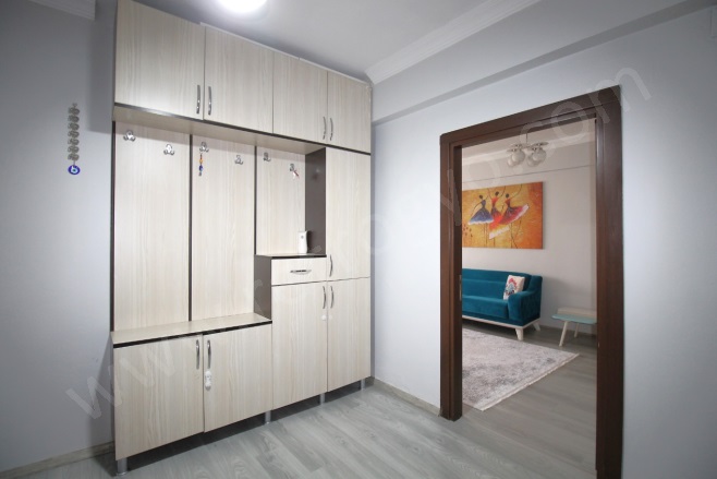 İnönü Mah. Yenişehir Satılık Daire |  3+1 Oda | 170M2 2.500.000Tl  Krediye Uygun  | 4. Kat | Klima | 1 Banyo | 3 Yatak Odası Resim-1