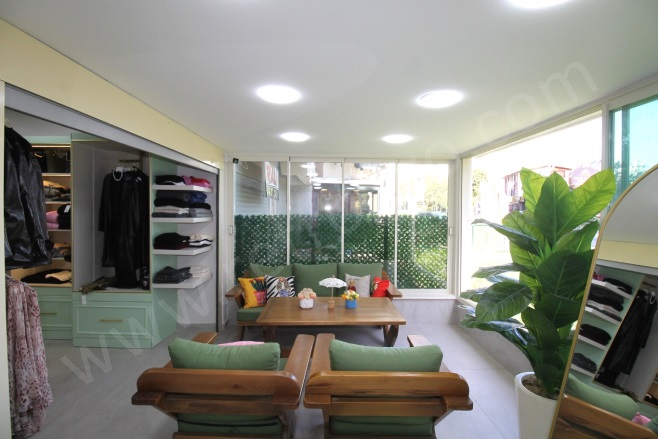 Güvenevler Mah. Yenişehir Devren Dükkan |  70M2 1.000.000Tl | Klima Resim-2