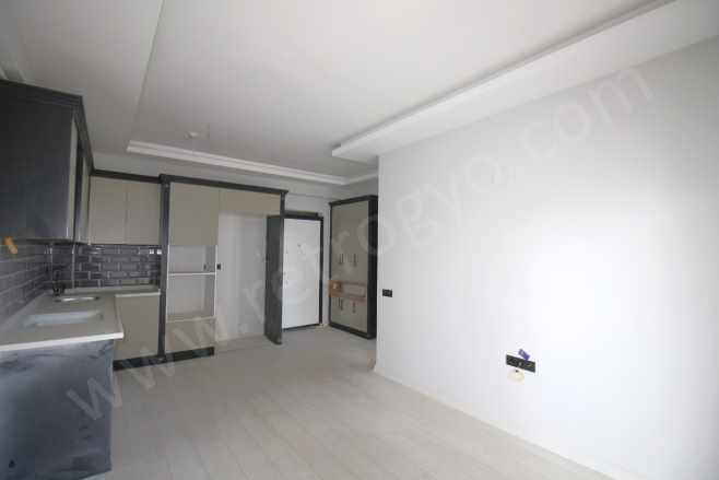 Retrodan Tecede Yarınlarınızın Teminatı Olacağı Lüks 1+1 Satılık Daire Mezitli Tece Mah