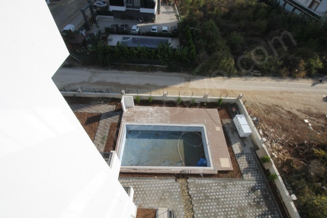 Tece Mah. Mezitli Satılık Daire |  1+1 Oda | 60M2 2.750.000Tl  Krediye Uygun  | 7. Kat | Doğalgaz(Kombi) | 1 Banyo | 1 Yatak Odası Resim-2