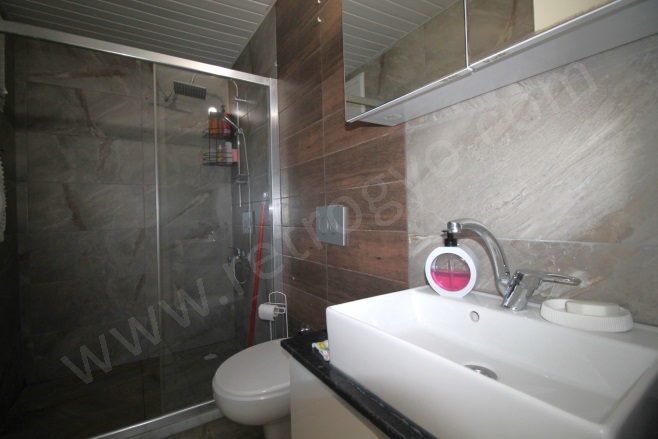 Çiftlikköy Mah. Yenişehir Satılık Daire |  2+1 Oda | 110M2 3.750.000Tl  Krediye Uygun  | 9. Kat | Doğalgaz(Kombi) | 1 Banyo | 2 Yatak Odası Resim-5