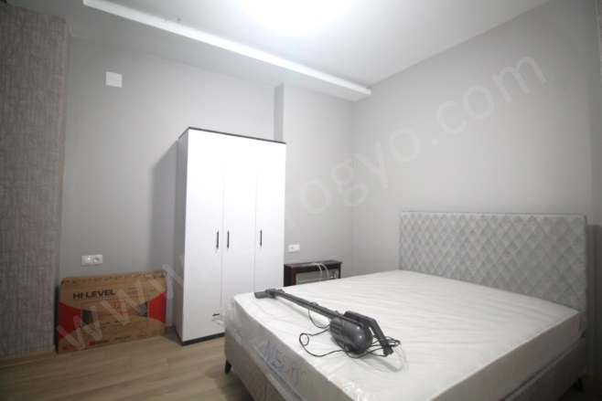 Deniz Mah. Mezitli Kiralık Daire |  1+1 Oda | 65M2 Aylık 20.000Tl Eşyalı  | 8. Kat | Doğalgaz(Kombi) | 1 Banyo | 1 Yatak Odası Resim-2