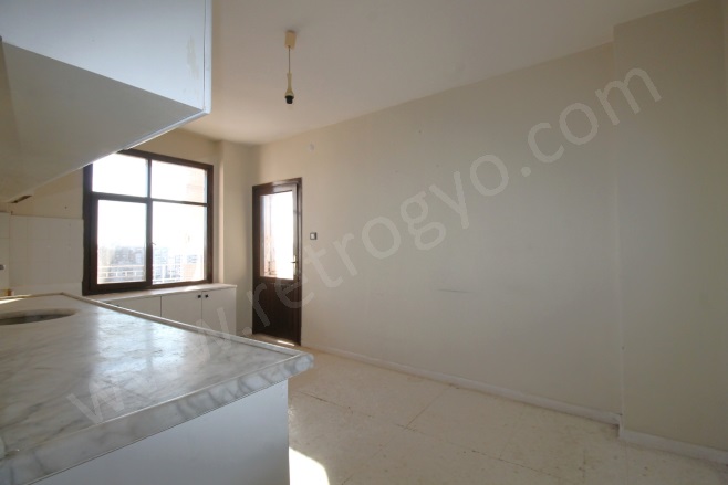 Akkent Mah. Yenişehir Kiralık Daire |  3+1 Oda | 170M2 Aylık 23.000Tl  Krediye Uygun  | 10. Kat | Klima | 1 Banyo | 3 Yatak Odası Resim-5