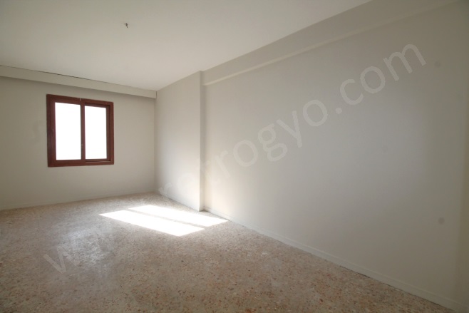 Gazi Mah. Yenişehir Kiralık Daire |  4+1 Oda | 190M2 Aylık 23.000Tl  Krediye Uygun  | 3. Kat | Klima | 2 Banyo | 4 Yatak Odası Resim-2