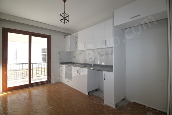 Gazi Mah. Yenişehir Kiralık Daire |  4+1 Oda | 190M2 Aylık 23.000Tl  Krediye Uygun  | 3. Kat | Klima | 2 Banyo | 4 Yatak Odası Resim-4