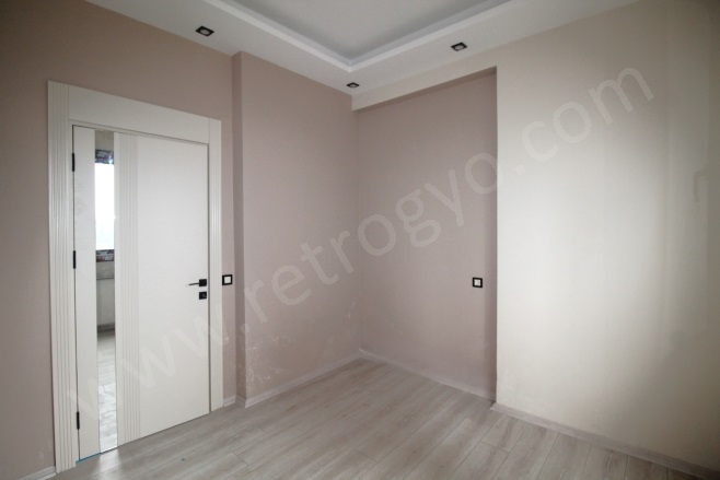 Akdeniz Mah. Mezitli Satılık Daire |  2+1 Oda | 110M2 4.750.000Tl  Krediye Uygun  | 1. Kat | Doğalgaz(Kombi) | 2 Banyo | 2 Yatak Odası Resim-2