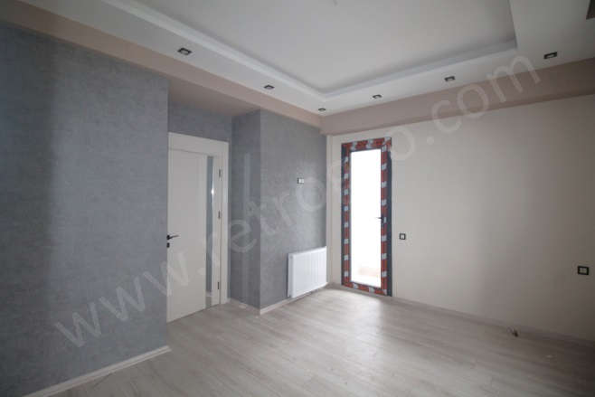 Akdeniz Mah. Mezitli Satılık Daire |  2+1 Oda | 110M2 4.750.000Tl  Krediye Uygun  | 1. Kat | Doğalgaz(Kombi) | 2 Banyo | 2 Yatak Odası Resim-5