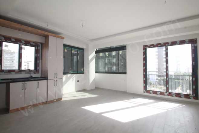 Retrodan Merkez Mahde Sıfır Projede Lüks Kiralık Daire 2+1 Mezitli