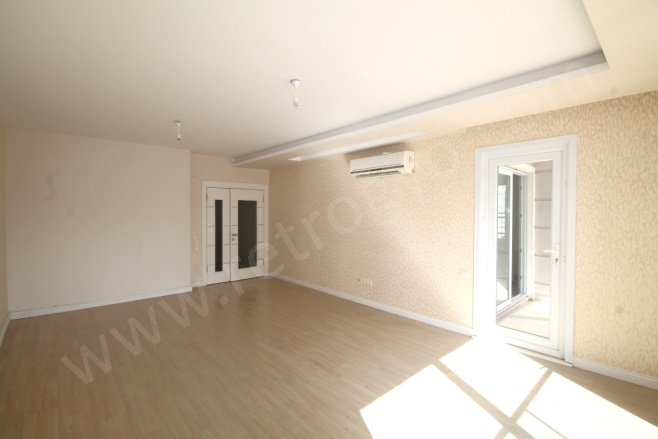 Merkez Mah. Mezitli Satılık Daire |  3+1 Oda | 190M2 6.150.000Tl  Krediye Uygun  | 5. Kat | Doğalgaz(Kombi) Resim-2