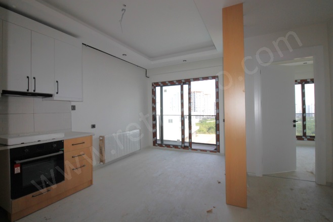Akdeniz Mah. Mezitli Satılık Daire |  1+1 Oda | 70M2 2.700.000Tl  Krediye Uygun  | 5. Kat | Kat Kaloriferi Resim-3
