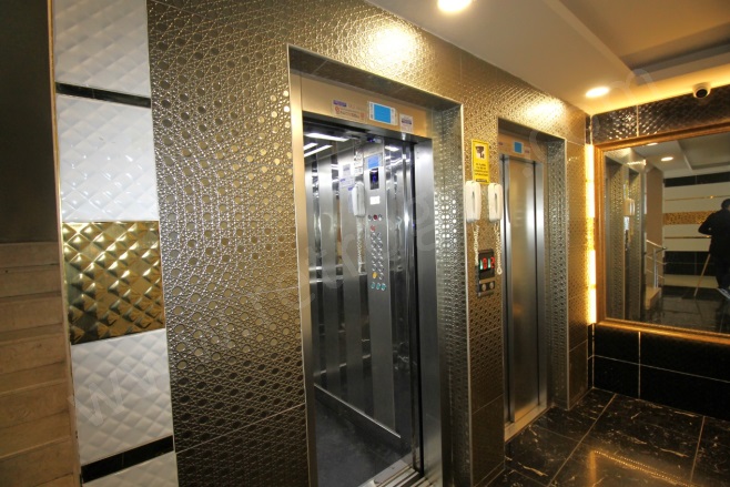 Mahmudiye Mah. Akdeniz Kiralık Ofis / Büro |  2+1 Oda | 130M2 Aylık 17.000Tl  Krediye Uygun  | 5. Kat | Klima | 2 Banyo Resim-3