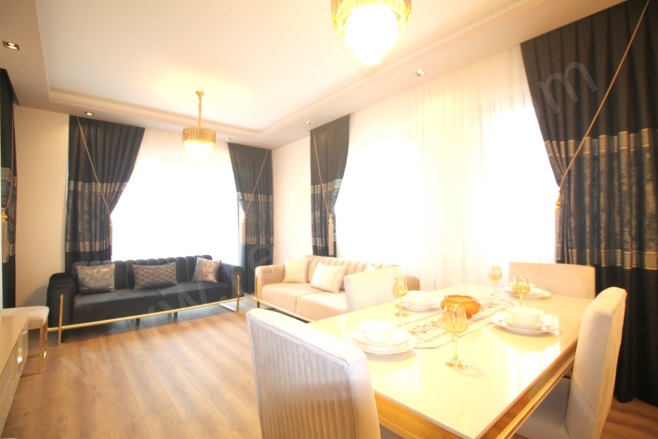 Barbaros Mah. Yenişehir Satılık Daire |  3+1 Oda | 180M2 8.500.000Tl  Krediye Uygun  | 1. Kat | Doğalgaz(Kombi) | 2 Banyo | 3 Yatak Odası Resim-2