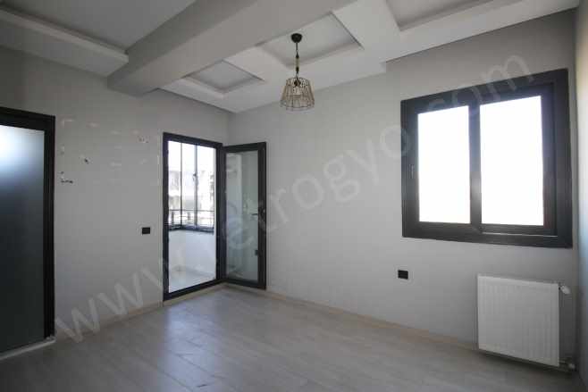 Retro’Dan Ruhunuzu Dinlendireceğiniz B Mutfak 2+1 Kiralık Daire Mezitli Eski Mah