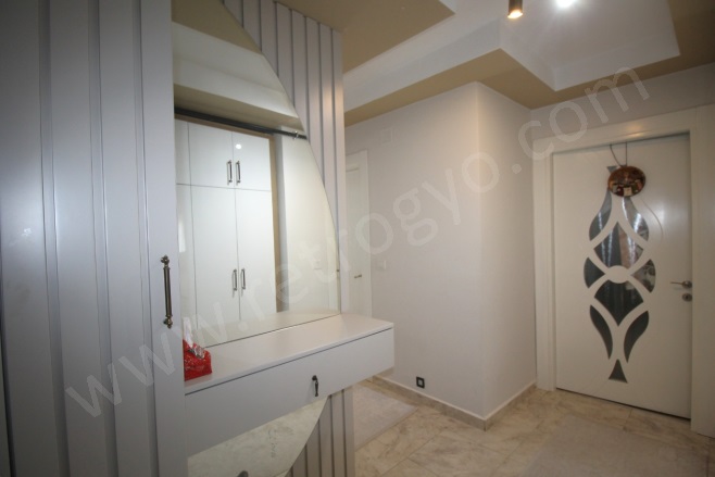 Hürriyet Mah. Yenişehir Satılık Daire |  2+1 Oda | 130M2 4.300.000Tl  Krediye Uygun  | 4. Kat | Doğalgaz(Kombi) | 2 Banyo | 2 Yatak Odası Resim-1