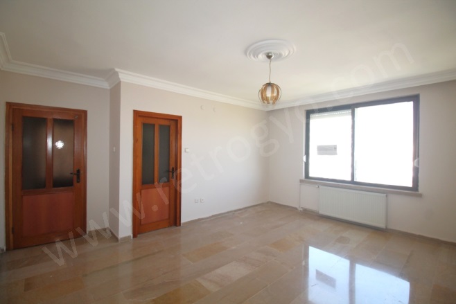 Dumlupınar Mah. Yenişehir Kiralık Daire |  4+1 Oda | 240M2 Aylık 45.000Tl  Krediye Uygun  | 6. Kat | Doğalgaz(Kombi) Resim-4