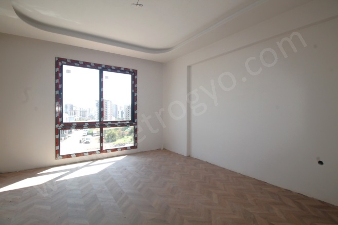 Eski Mezitli Mah. Mezitli Satılık Daire |  3+1 Oda | 150M2 5.500.000Tl  Krediye Uygun  | 1. Kat | Doğalgaz(Kombi) | 2 Banyo | 3 Yatak Odası Resim-5