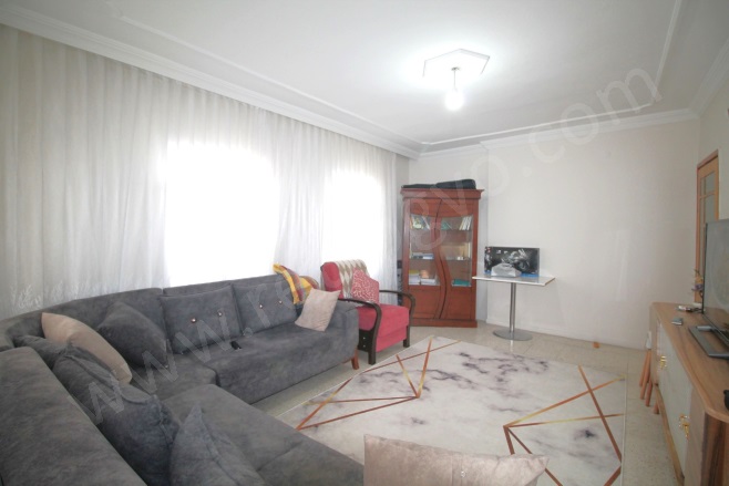 Yeni Mah. Mezitli Satılık Daire |  3+1 Oda | 180M2 3.000.000Tl  Krediye Uygun  | 5. Kat | Klima | 1 Banyo | 3 Yatak Odası Resim-3